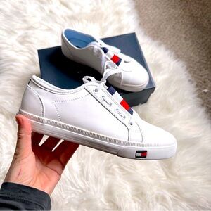 Tommy Hilfiger Anni Women's Slip-On Sneakers Genuine Leather Size 6 White